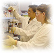 photo of student in a chemistry lab